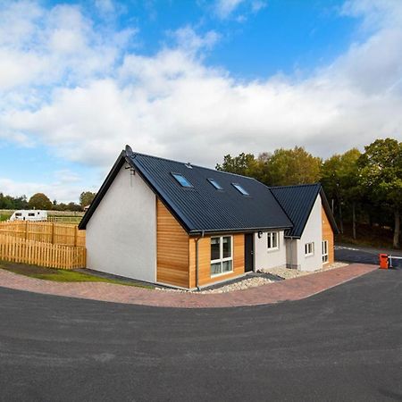 Oakwood Villa Aviemore Exterior photo